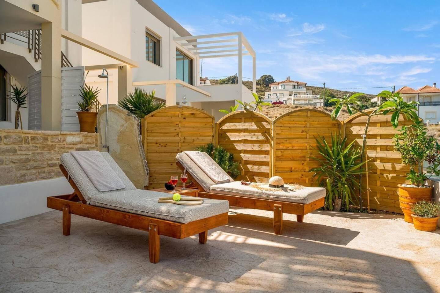 Ammokrinos Luxury Homes,150M From The Beach كالاماكي المظهر الخارجي الصورة